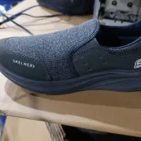 کتونی عمده|کیف، کفش، کمربند|قم, بیست متری ولیعصر|دیوار