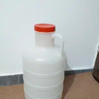 دبه پلاستیکی  و بدون استفاده