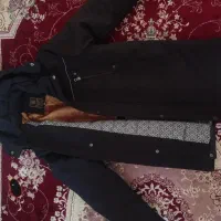 کاپشن اکبند|لباس|نقده, |دیوار