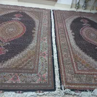 فرش کرم و سرمه ای