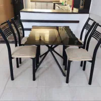 میز و صندلی