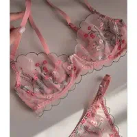 لباس زیر زنانه