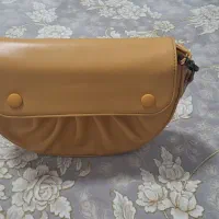 کیف در حد نو|کیف، کفش، کمربند|تربت‌حیدریه, داروپخش|دیوار