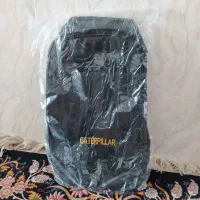 کیف مدرسه|کیف، کفش، کمربند|اصفهان, لاله|دیوار