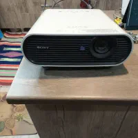 پروژکتور در حد نو