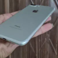 گوشی آیفون 7plus  درحد