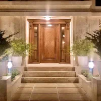 ۲۰۰ متر/۳خواب/تاپ لوکیشن شهران شمالی(عسگری)