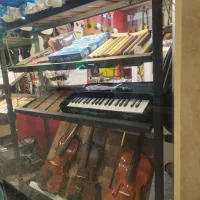 گالری هنرکده مهربان|گیتار، بیس، امپلیفایر|تهران, شهرک صدرا|دیوار