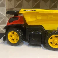 کامیون اسباب بازی