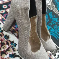 چهار جفت کفش مجلسی|کیف، کفش، کمربند|گالیکش, |دیوار