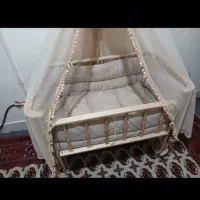 تخت کودک گهواره‌ای