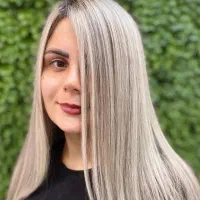 خدمات ۵۰ درصدی تمام لاین های زیبایی