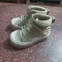 چکمه دخترانه