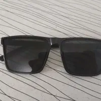 عینک آفتابی ۱۰۰