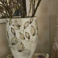 گلدان با درخچه طبیعی