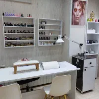 کرایه میز ناخن