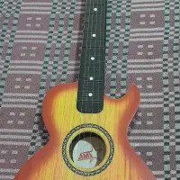 گیتار اسباب بازی