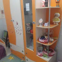 تخت و کمد لباس و ویترین|تخت و سرویس خواب|حمیدیا, |دیوار