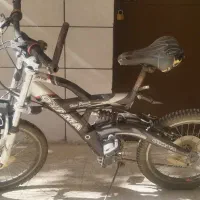 دوچرخه ۲۰|دوچرخه، اسکیت، اسکوتر|صدرا-فارس, فاز ۲|دیوار