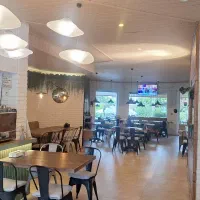 سالنکار و ظرفشور و کمک اشپز و نونوا پیتزا زن|استخدام خدمات فروشگاه و رستوران|ایزدشهر, |دیوار