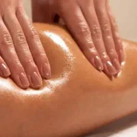 ماساژ آرماتراپی طبی حجامت بادکش درمرکز ذهن آرام