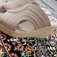 کیف و دمپایی رو فرشی|کیف، کفش، کمربند|بروجرد, |دیوار