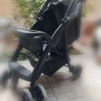 دو عدد کالسکه