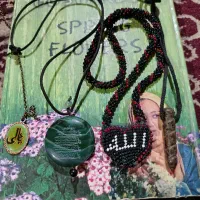 گردنبند فروشی