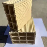 خاور به همراه راننده