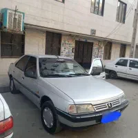 پژو ۴۰۵ نقره ای