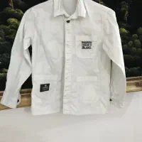 تعدادی لباس نو و تمیز