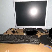 کامپیوتر با مانیتور و کیس و موس و کیبرد