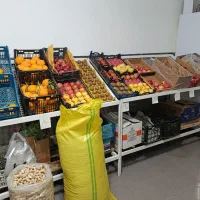 میز میوه فروشی و ترازو و صندل|فروشگاه و مغازه|ماکو, |دیوار