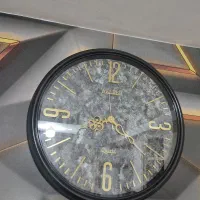 ساعت دیواری