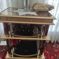 میز تلویزیون شیشه ای