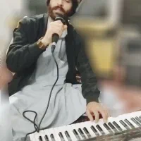 اجرا موسیقی زنده با آصف ثوری پنجشنبه کافه آریا‌خان