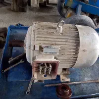 الکتروموتور دینام ۳۰ اسب ۳۰۰۰ دور|ماشینآلات صنعتی|بناب, |دیوار