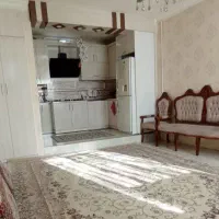 ویلایی دربست،پشت حاشیه اصلی