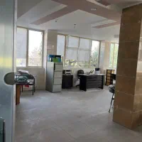 یک واحد تجاری ۸۲ متری فلت