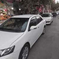 اریو Z300 اتومات ۱۳۹۶|خودرو سواری و وانت|مشهد, ایثارگران|دیوار