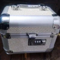 جعبه آرایش|آرایشی، بهداشتی، درمانی|مرند, |دیوار