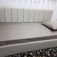 تخت تک نفره