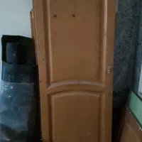 تعدادی درب کمد و فریم چوبی با شیشه در حد نو|مصالح و تجهیزات ساختمان|شیراز, فلکه گاز|دیوار