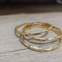 سه عدد النگو سایز ۳ به ۴هم میخورن فروش فوری