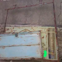 ۲ درب حیاط کارکرده دو لنگه و تک لنگه