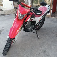 فلاتcrf200سویچ استارتی و دزد گیر|موتورسیکلت|پاوه, |دیوار