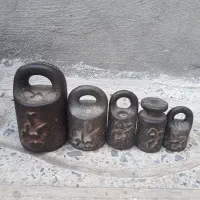 ترازو سنگی قدیمی فورش فوری|کلکسیون اشیاء عتیقه|کرمانشاه, |دیوار