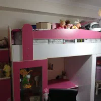 ست نوجوانی. تخت وکمد و میز تحریروقفسه کتاب