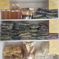 فروش  ادویجات معطر  و عسل  و خاکشیر|خوردنی و آشامیدنی|شیراز, کیان شهر|دیوار