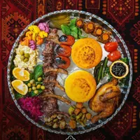 تخته کار و سرآشپز و کباب پز ذغالی
